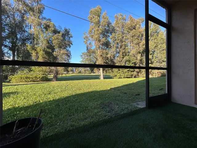 $2,200 | 10325 Northwest 11th Street, Unit 101, Pembroke Pines, FL 33026