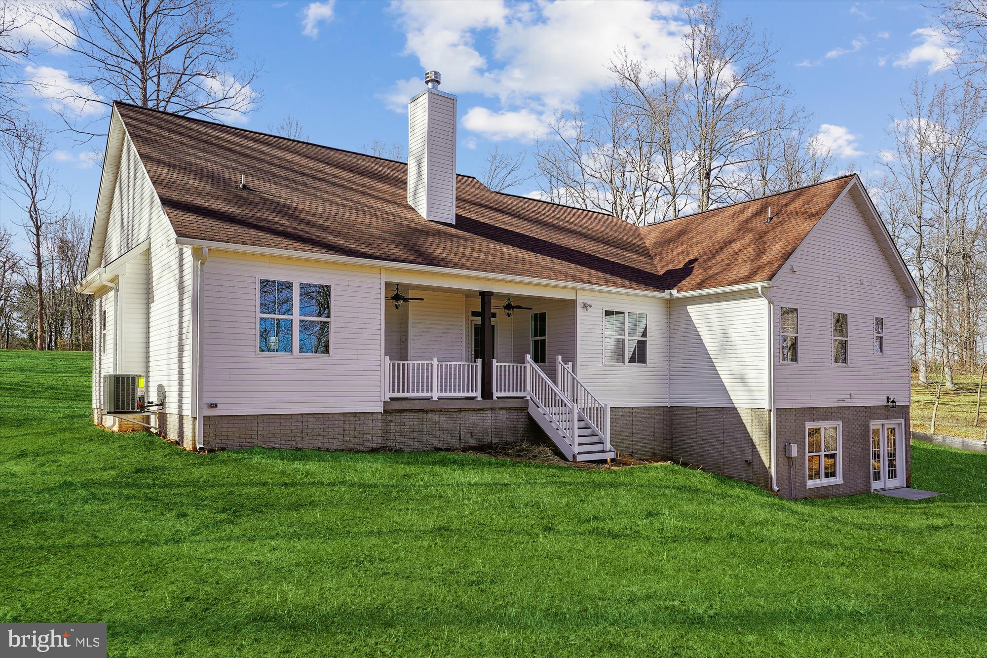 2412 Mountain Road Haymarket, VA 20169 - Photo 5 of 52 BACK COVERED PORCH