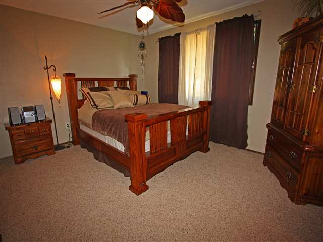 207 West Cascade Way Spokane, WA 99208 - Photo 4 of 9 Gallery Image 4