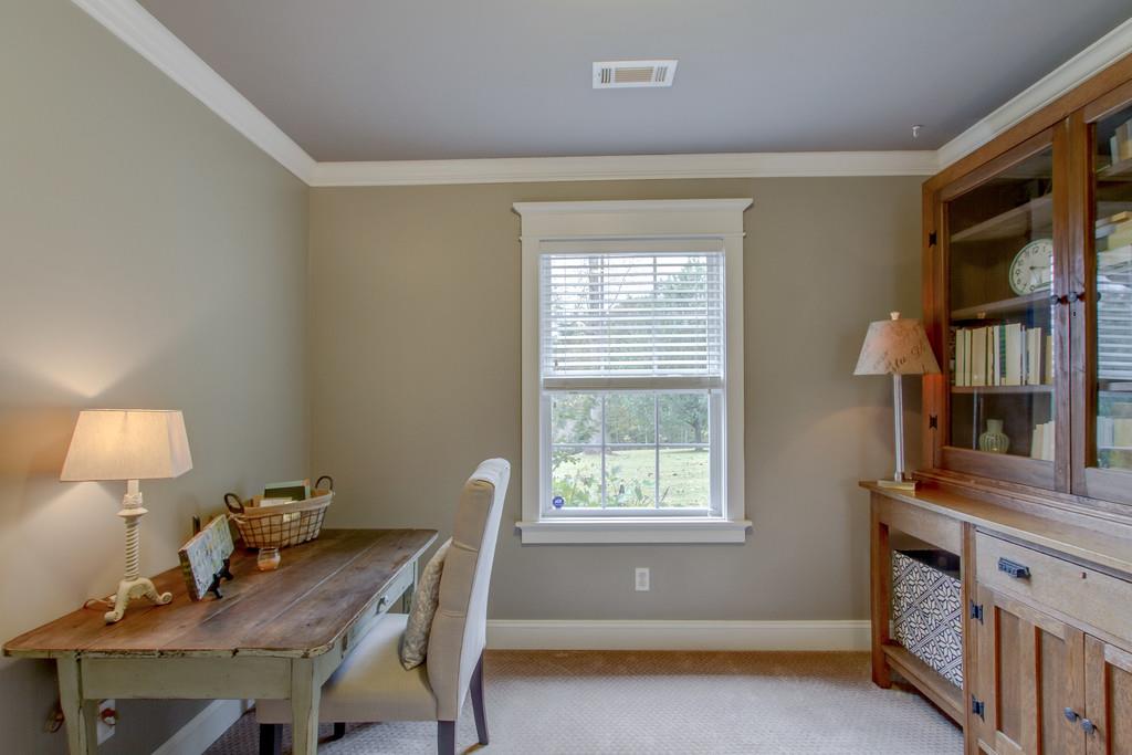 1727 Walden Ridge Road Manchester, TN 37355 - Photo 18 of 29 a workspace with furniture and window