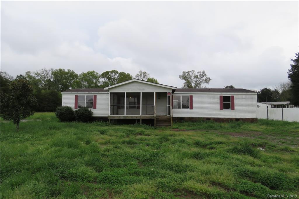 2512 Saluda Road Chester, SC 29706 - Photo 1 of 20