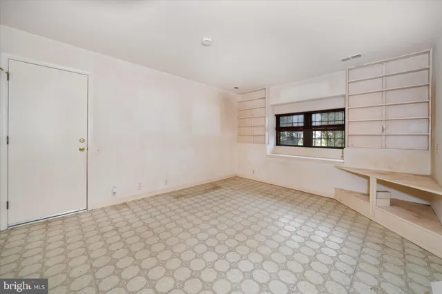 $430,000 | 2318 Andys Lane, Wilmington, DE 19810