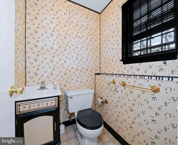 $430,000 | 2318 Andys Lane, Wilmington, DE 19810