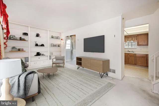 $430,000 | 2318 Andys Lane, Wilmington, DE 19810