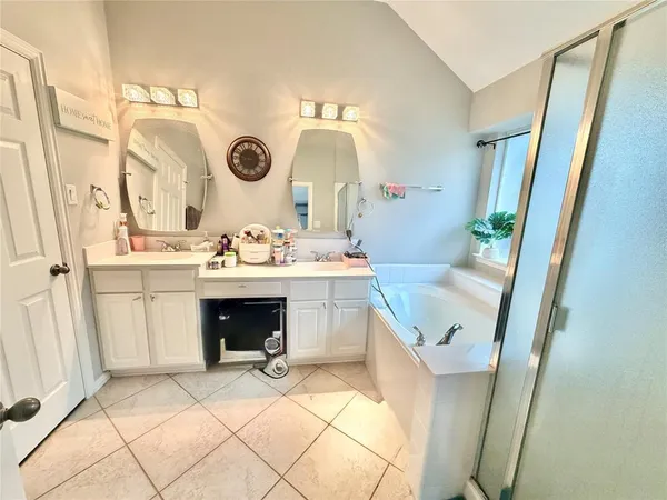 $2,500 | 900 Ascension Drive, Hurst, TX 76053