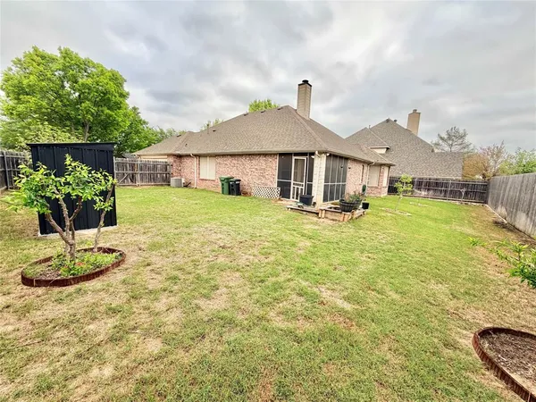 $2,500 | 900 Ascension Drive, Hurst, TX 76053