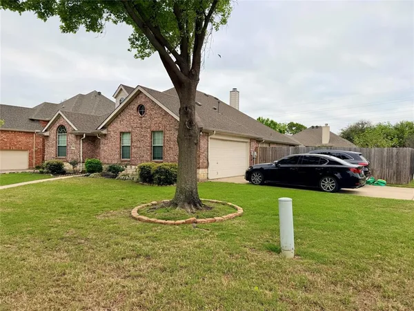 $2,500 | 900 Ascension Drive, Hurst, TX 76053