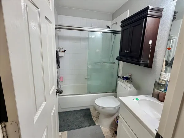 $2,500 | 900 Ascension Drive, Hurst, TX 76053