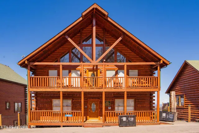 $1,650,000 | 948 Black Bear Cub Way, Sevierville, TN 37862