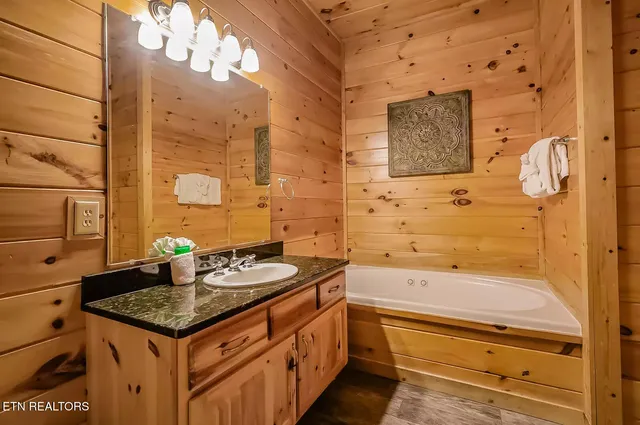 $1,650,000 | 948 Black Bear Cub Way, Sevierville, TN 37862