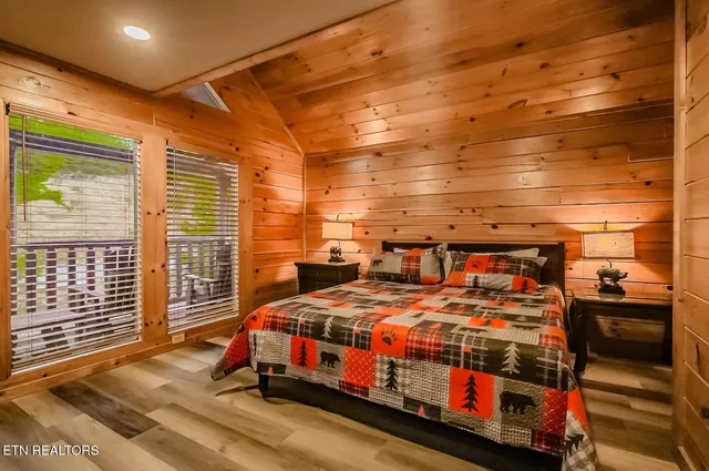 $1,650,000 | 948 Black Bear Cub Way, Sevierville, TN 37862