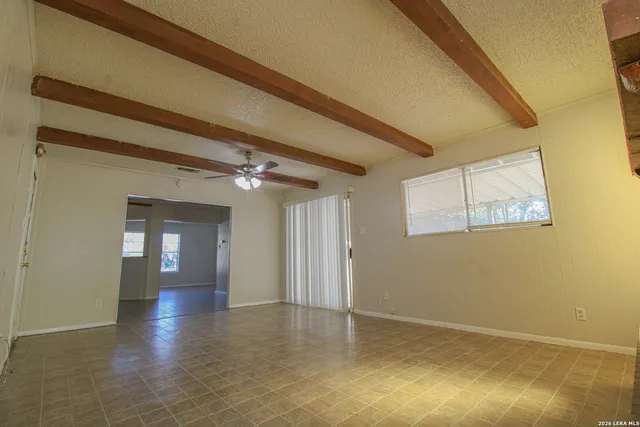 $1,495 | 223 Balboa Drive, Universal City, TX 78148