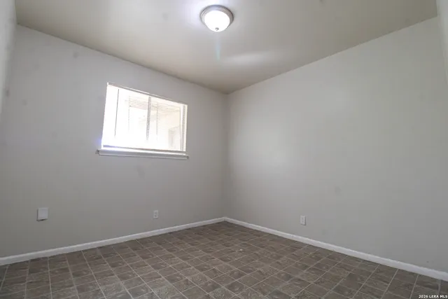 $1,495 | 223 Balboa Drive, Universal City, TX 78148