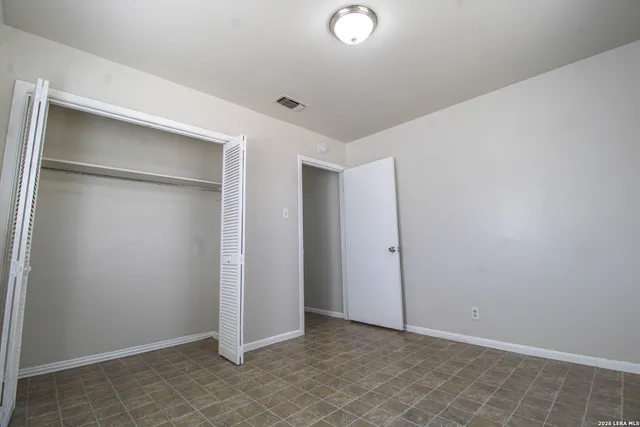 $1,495 | 223 Balboa Drive, Universal City, TX 78148