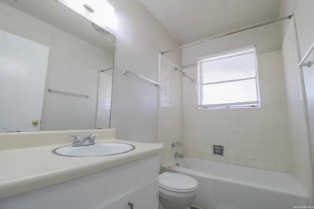 $1,495 | 223 Balboa Drive, Universal City, TX 78148