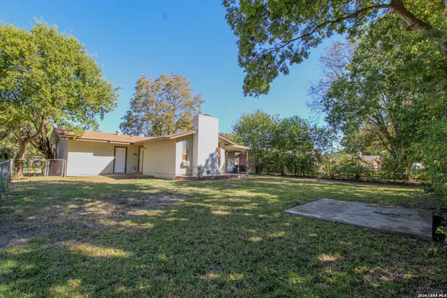 $1,495 | 223 Balboa Drive, Universal City, TX 78148