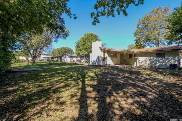 $1,495 | 223 Balboa Drive, Universal City, TX 78148