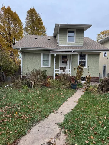 $350,000 | 1746 Stanford Avenue, St. Paul, MN 55105