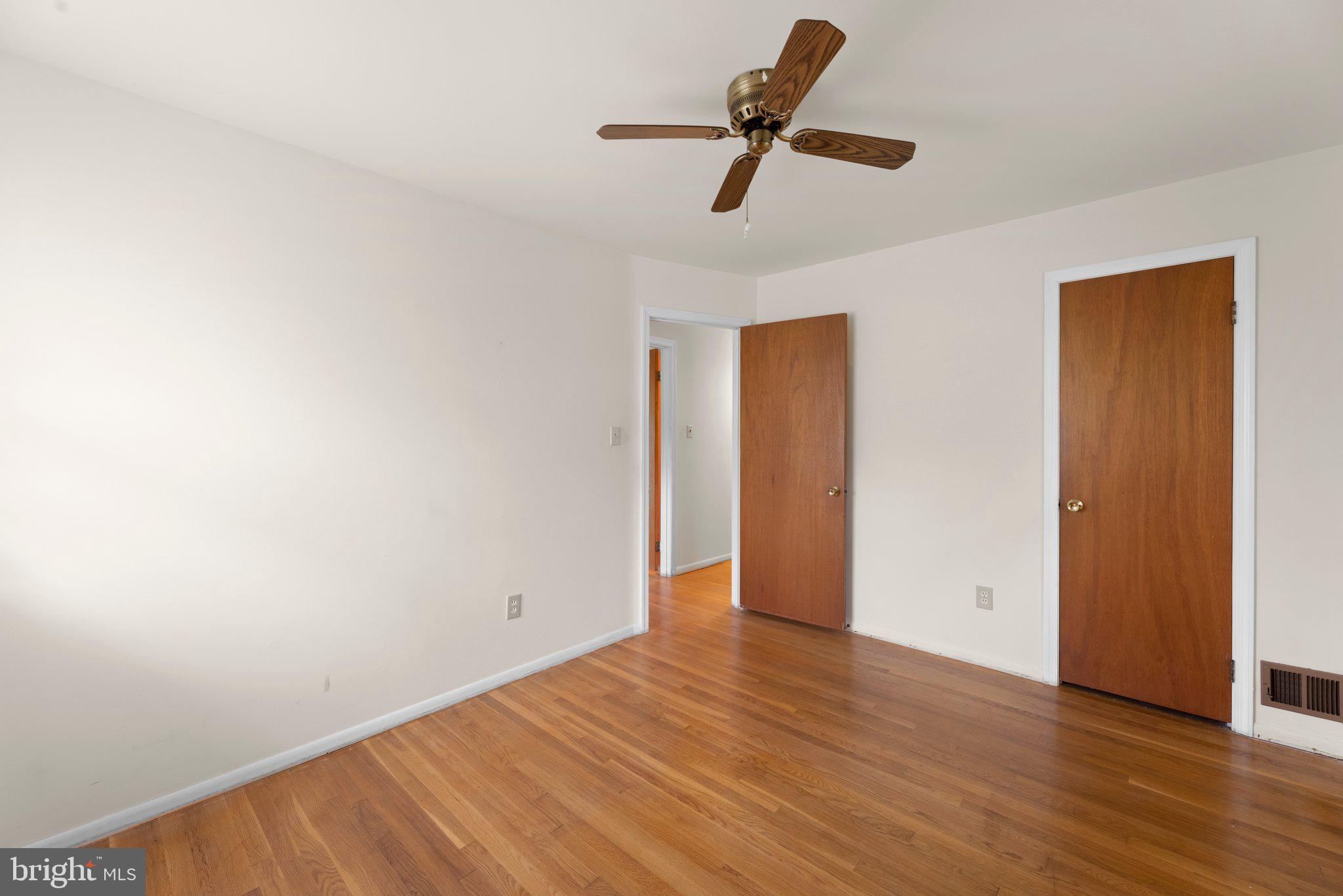 3016 Castleleigh Road Silver Spring, MD 20904 - Photo 19 of 35 Bedroom 3