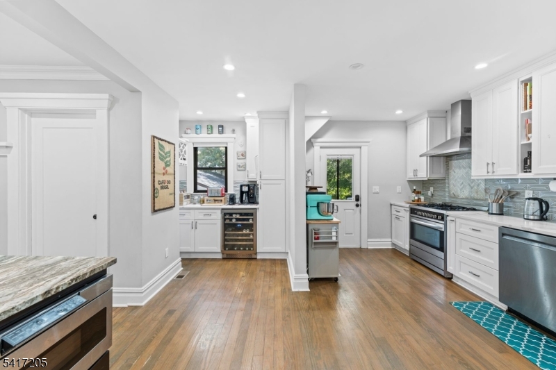 283 Orange Road Montclair, NJ 07042 - Photo 17 of 50