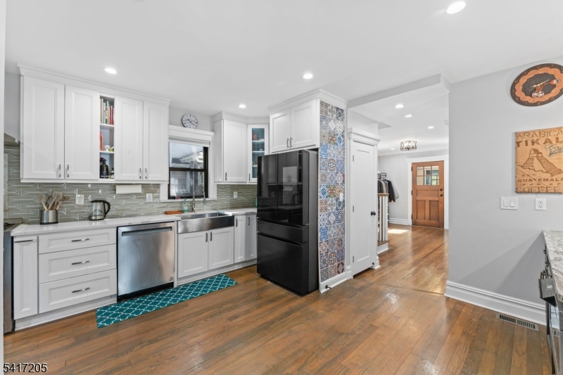 283 Orange Road Montclair, NJ 07042 - Photo 18 of 50