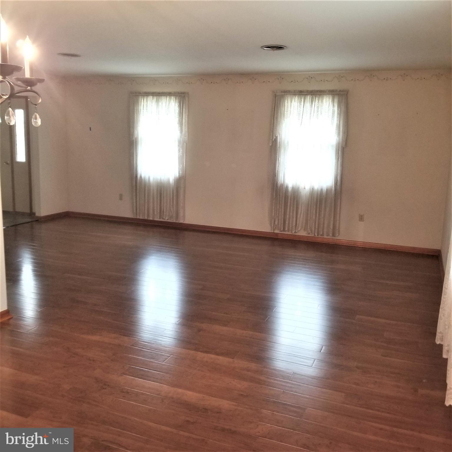 12113 Country Club Road Waynesboro, PA 17268 - Photo 5 of 29 Gallery Image 5