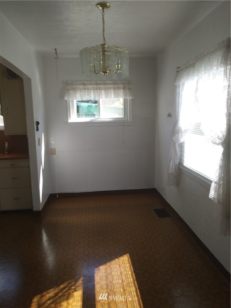 5608 North 49th Street Ruston, WA 98407 - Photo 13 of 23 Gallery Image 13