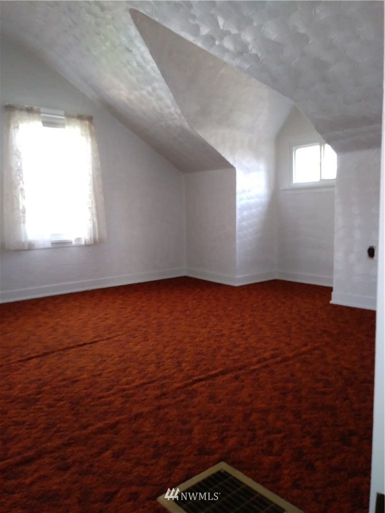 5608 North 49th Street Ruston, WA 98407 - Photo 20 of 23 Gallery Image 20