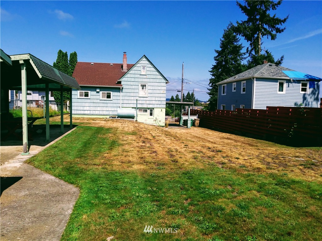 5608 North 49th Street Ruston, WA 98407 - Photo 5 of 23 Gallery Image 5