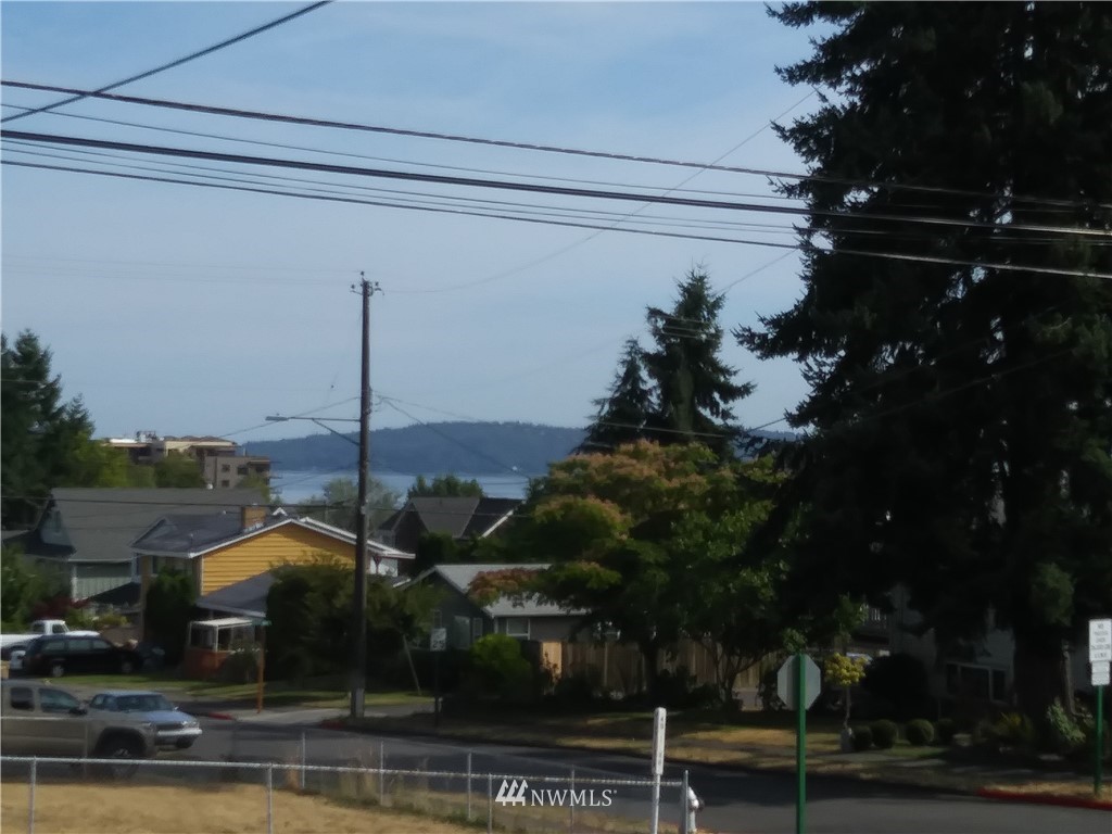 5608 North 49th Street Ruston, WA 98407 - Photo 8 of 23 Gallery Image 8