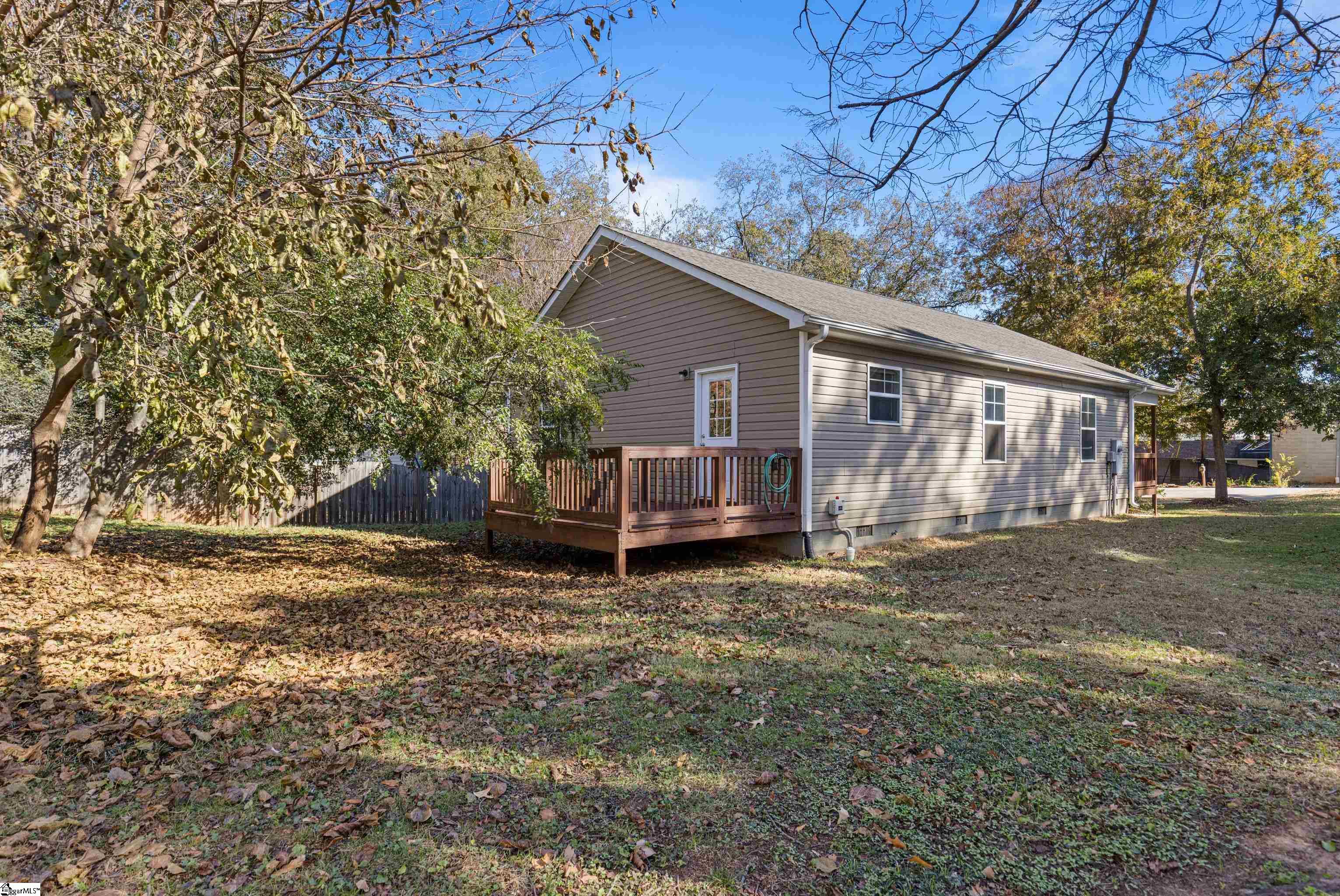 207 Ridgeway Drive Greenville, SC 29607 - Photo 30 of 32 Gallery Image 30