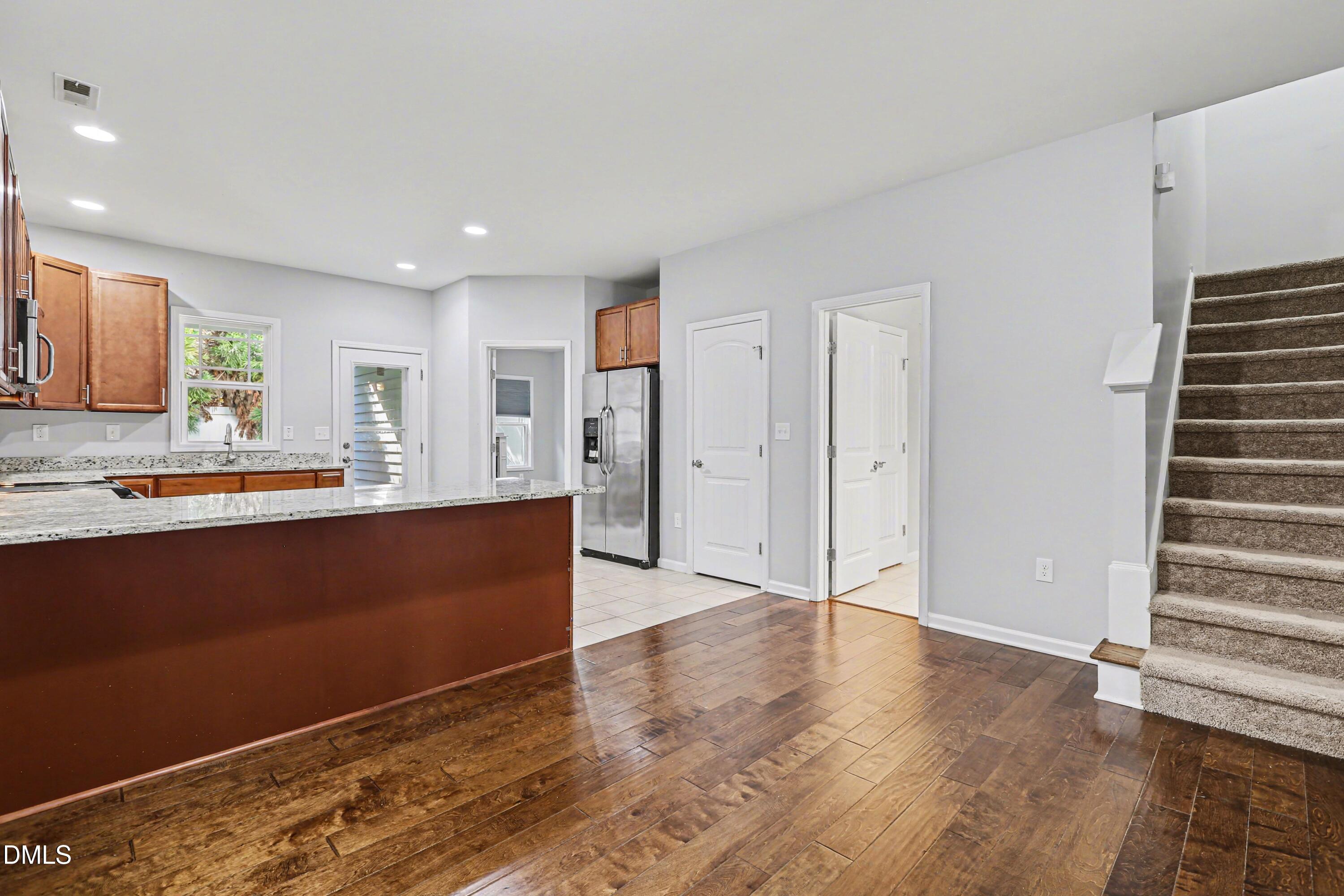 6305 Yates Mill Pond Road Raleigh, NC 27606 - Photo 9 of 39 008_file_8513