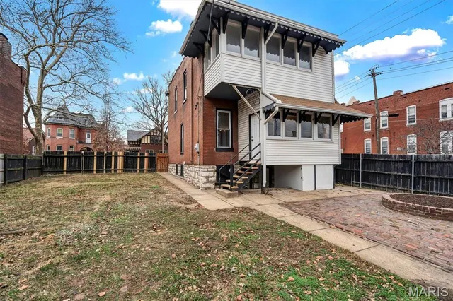 $324,900 | 3500 California Avenue, St. Louis, MO 63118