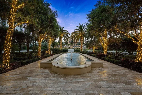 $10,000 | 550 Okeechobee Boulevard, Unit 720, West Palm Beach, FL 33401