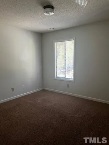 $1,250 | 904 Hearthridge Court, Unit B, Raleigh, NC 27612