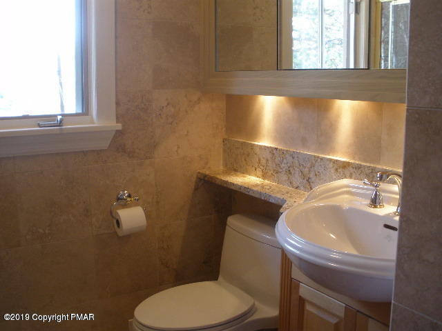 157 Sage Road Long Pond, PA 18334 - Photo 5 of 8 Bath