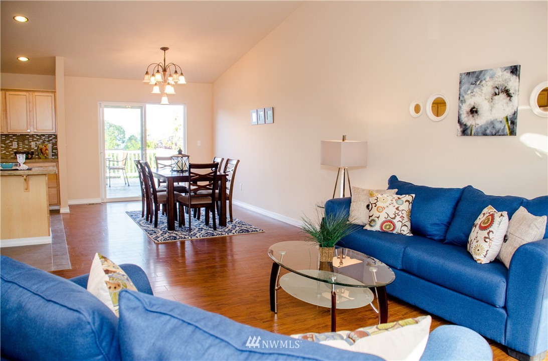 11387 Southeast Sedgwick Road Port Orchard, WA 98366 - Photo 9 of 20 Gallery Image 9