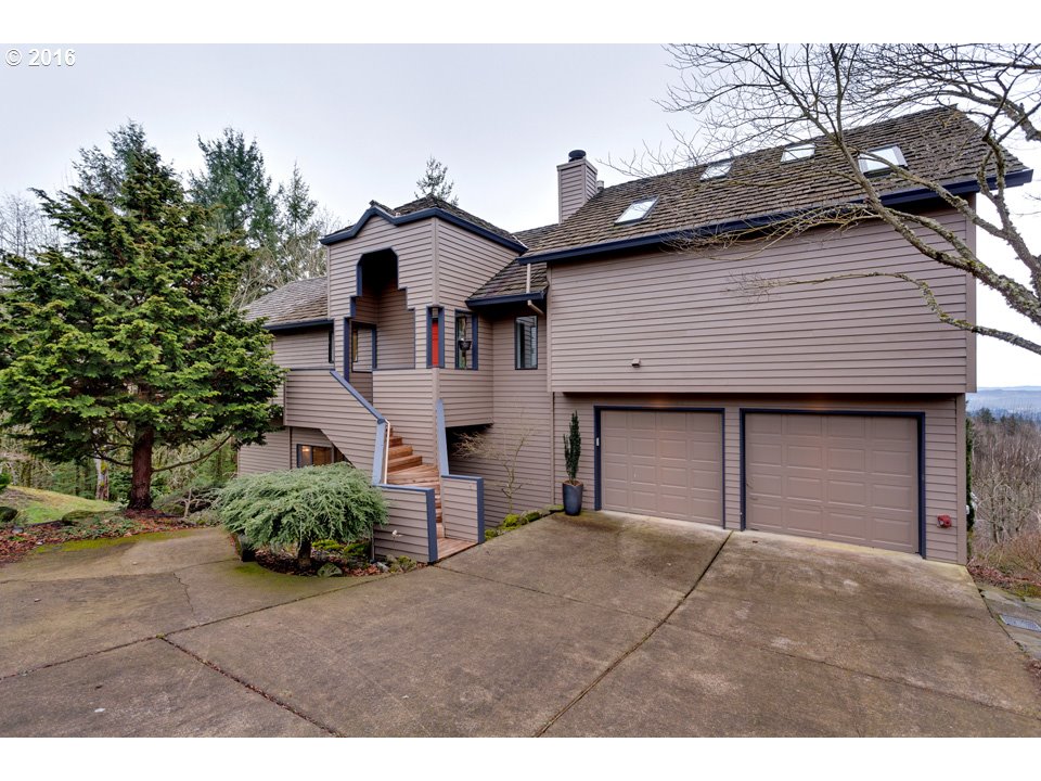 8546 Northwest Reed Drive Portland, OR 97229 - Photo 1 of 32 Gallery Image 1