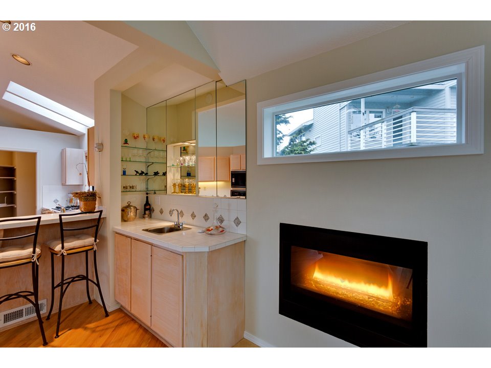 8546 Northwest Reed Drive Portland, OR 97229 - Photo 14 of 32 Gallery Image 14