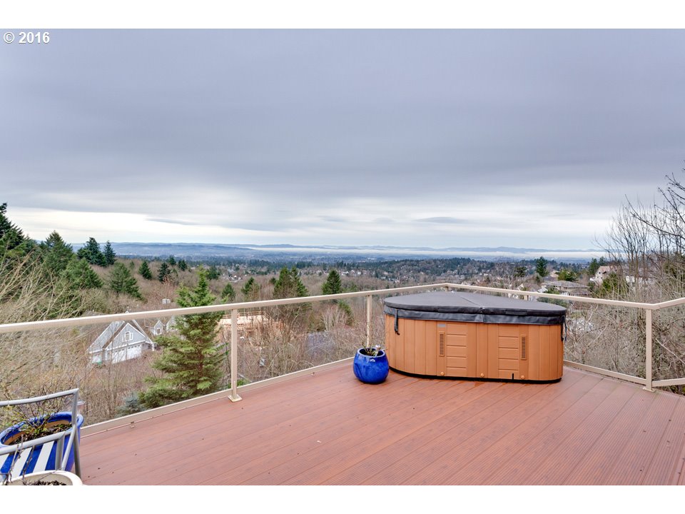 8546 Northwest Reed Drive Portland, OR 97229 - Photo 25 of 32 Gallery Image 25