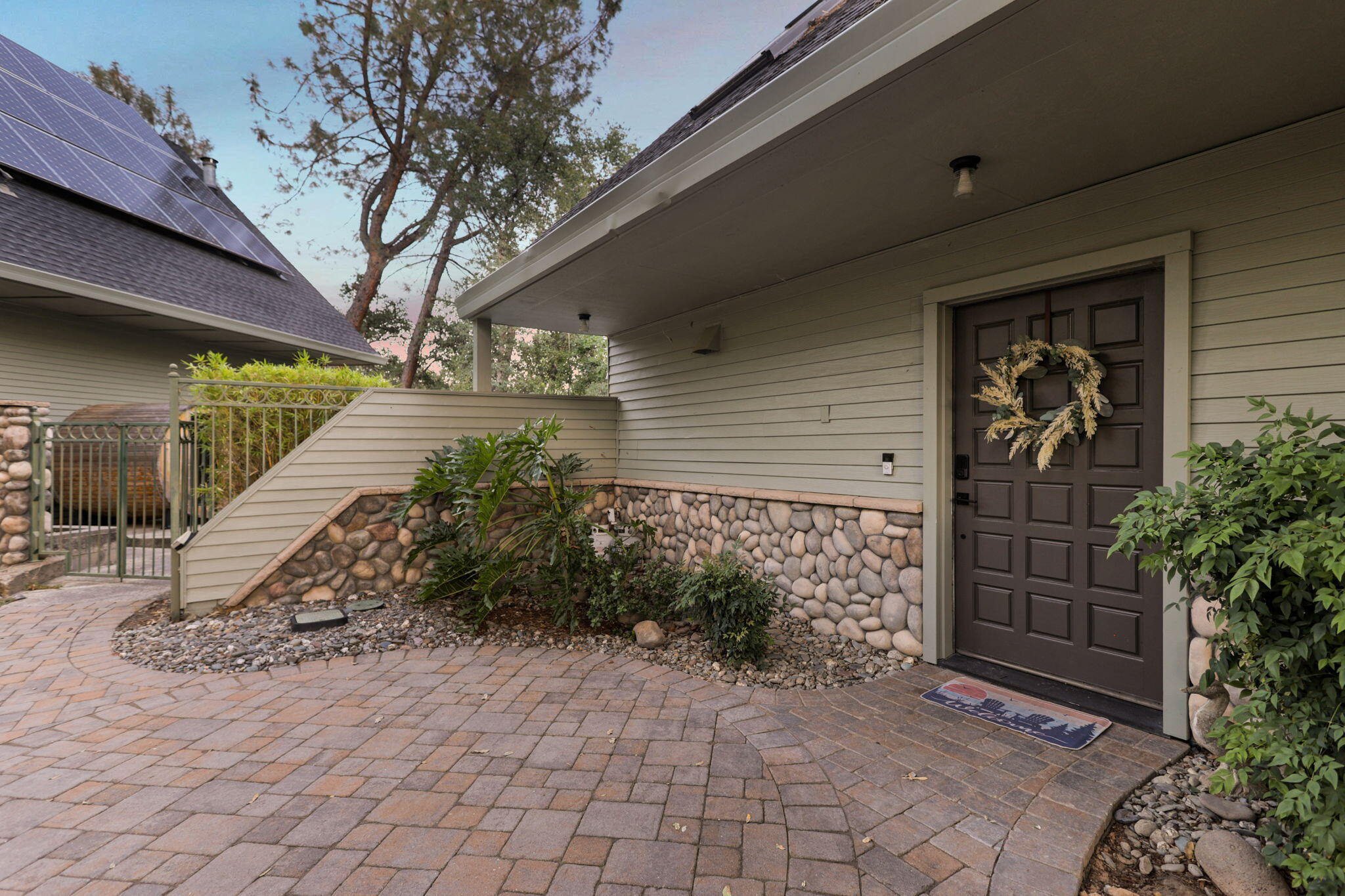 15745 Montgomery Ranch Road Redding, CA 96001 - Photo 52 of 60 Front of House