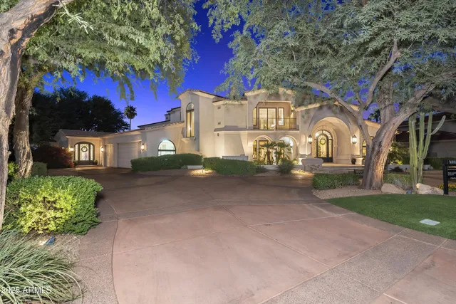 $4,200,000 | 8560 North Canta Bello, Paradise Valley, AZ 85253