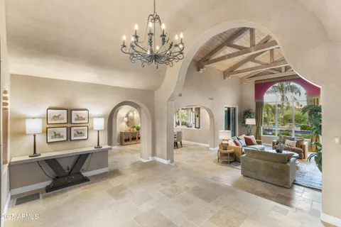 $4,200,000 | 8560 North Canta Bello, Paradise Valley, AZ 85253