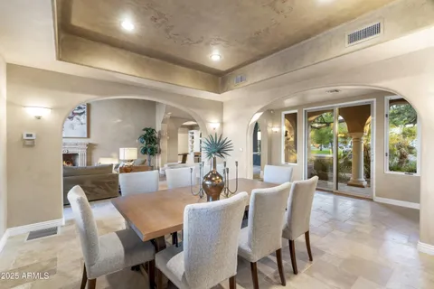 $4,200,000 | 8560 North Canta Bello, Paradise Valley, AZ 85253