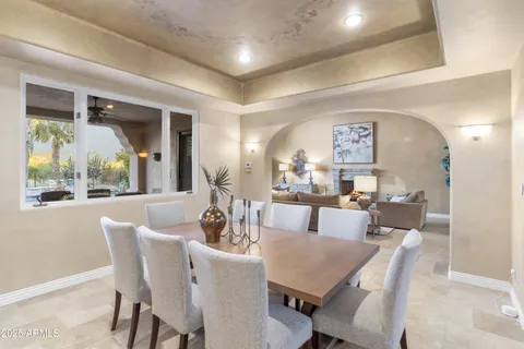 $4,200,000 | 8560 North Canta Bello, Paradise Valley, AZ 85253