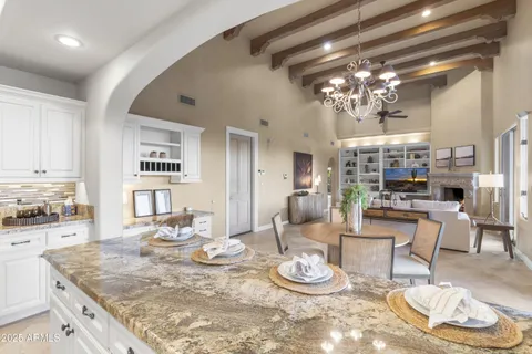 $4,200,000 | 8560 North Canta Bello, Paradise Valley, AZ 85253