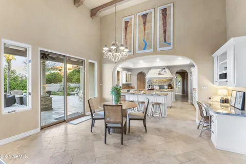 $4,200,000 | 8560 North Canta Bello, Paradise Valley, AZ 85253