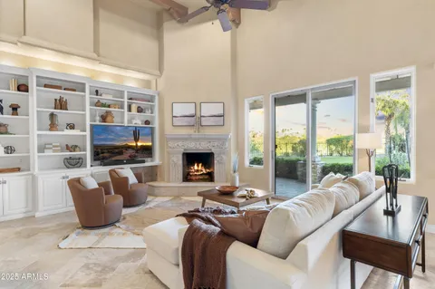 $4,200,000 | 8560 North Canta Bello, Paradise Valley, AZ 85253