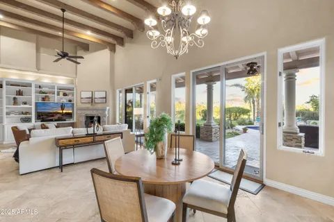 $4,200,000 | 8560 North Canta Bello, Paradise Valley, AZ 85253
