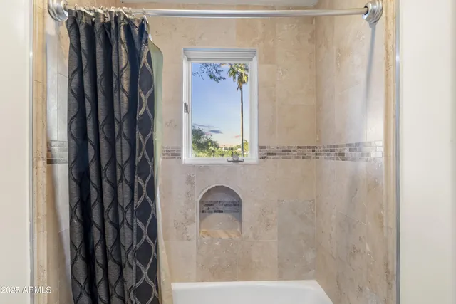 $3,950,000 | 8560 North Canta Bello, Paradise Valley, AZ 85253